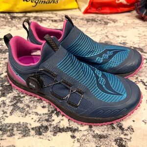 Women’s Saucony Sneakers